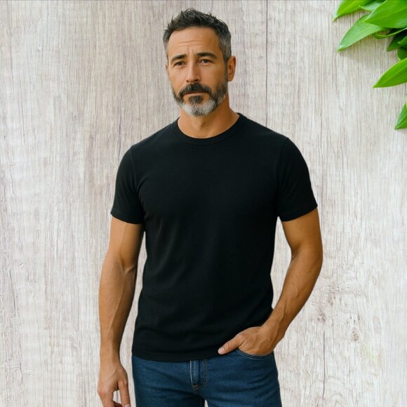 ARMANI JEANS -- Men's Black T-Shirt, Short Sleeved, Fitted, Designer - Picture 1 of 9